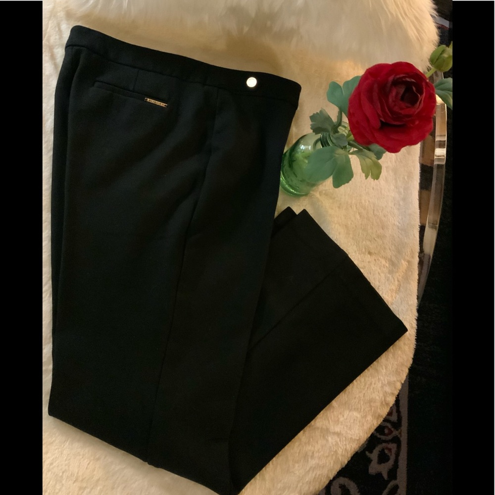 Anne Klein - Blk 2flat back pocket straight leg slacks. 2 back pockets. Sz 10